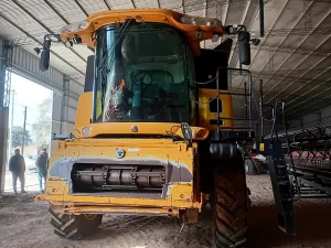 Cosechadora New Holland 7.90 - 425 HP