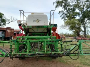 Pulverizadora Metalfor 2800 Trayken